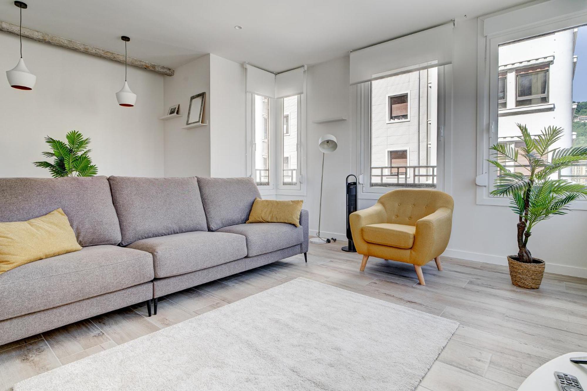 Apartamentos Gran Via By Sanse Holidays San Sebastian Luaran gambar