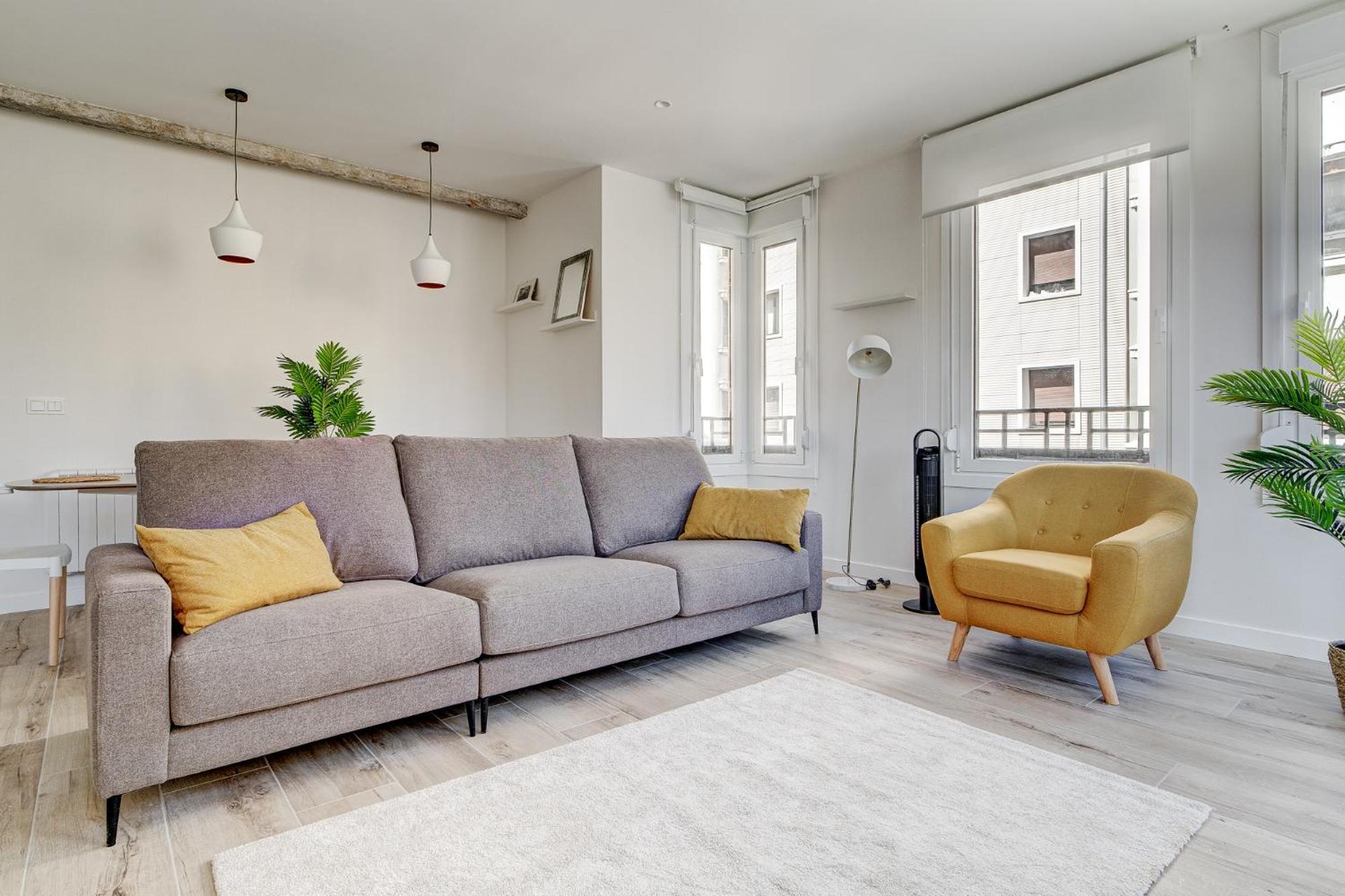 Apartamentos Gran Via By Sanse Holidays San Sebastian Luaran gambar