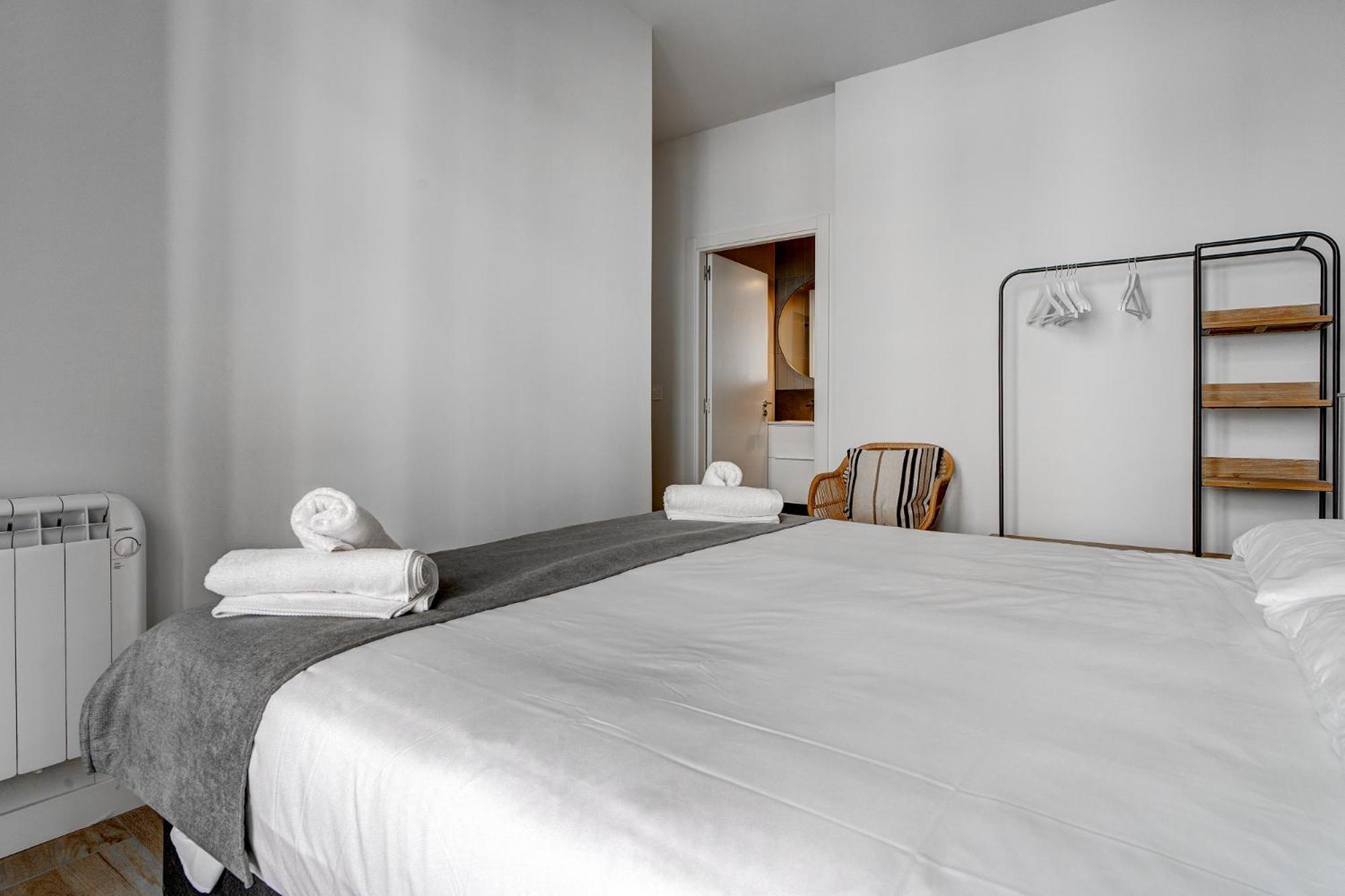 Apartamentos Gran Via By Sanse Holidays San Sebastian Luaran gambar
