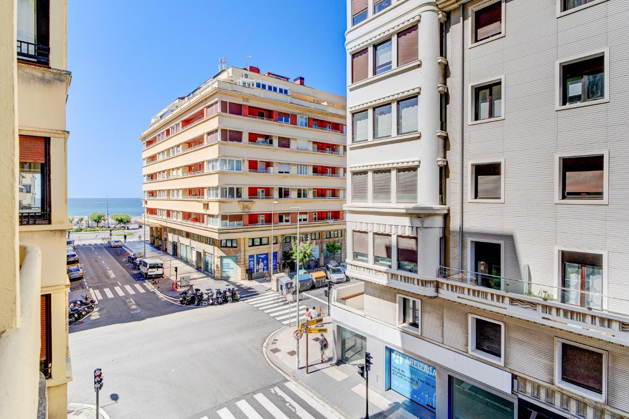 Apartamentos Gran Via By Sanse Holidays San Sebastian Luaran gambar
